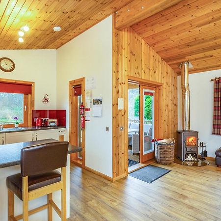 Burnside Lodge Torlundy  Экстерьер фото