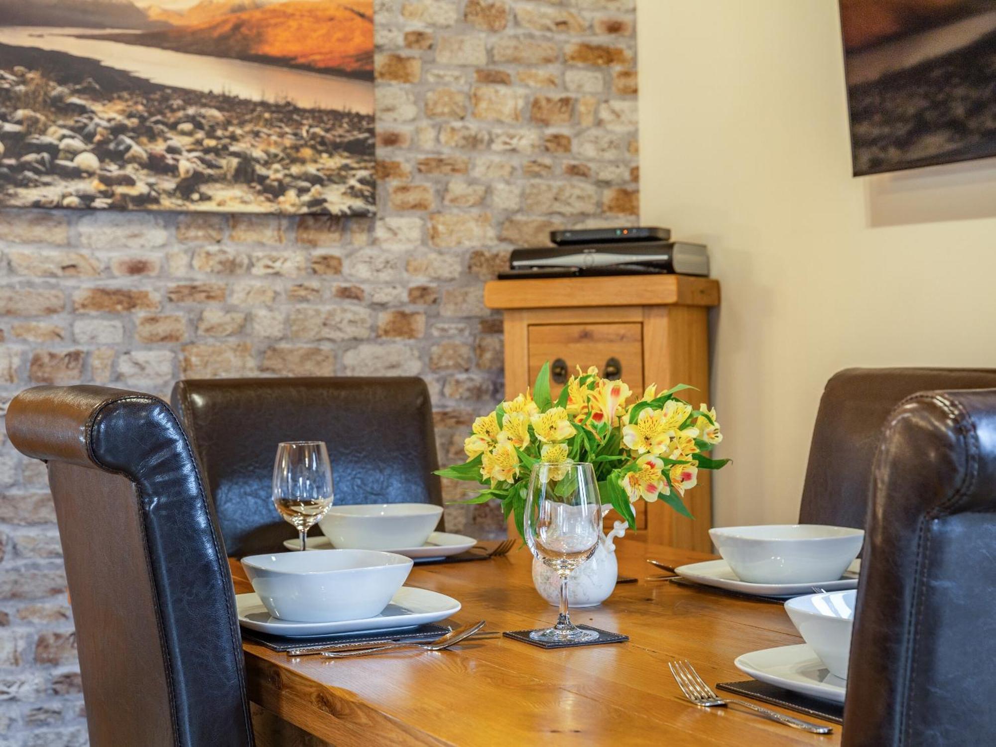 Burnside Lodge Torlundy  Экстерьер фото